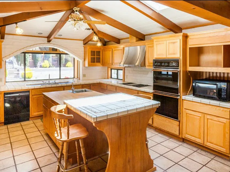 751 Corral De Tierra Rd — Photo 4