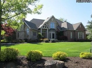 4547 Hunting Valley Ln, Brecksville, OH 44141