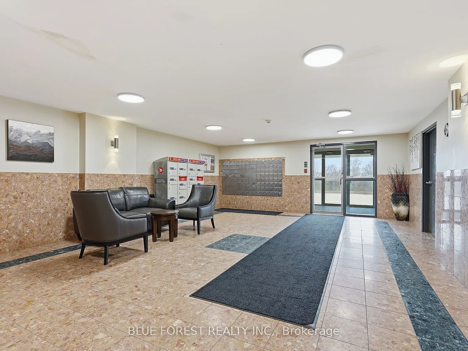 2 bed, $2,325 — Photo 4