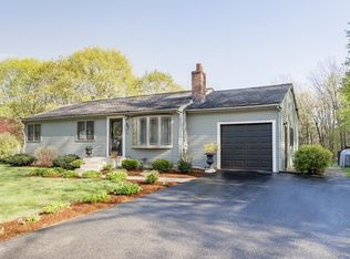 36 Andover St, Georgetown, MA 01833