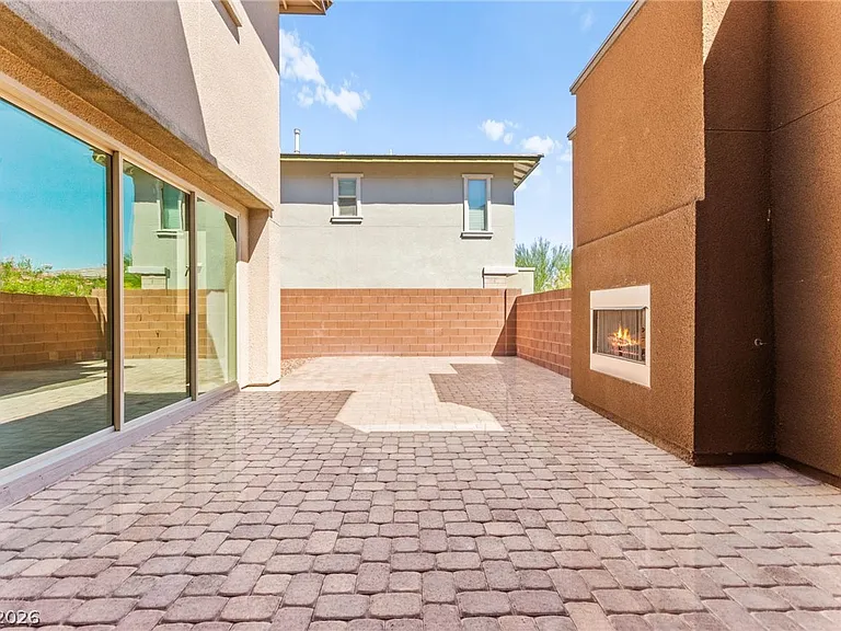 10314 Apache Blue Ave — Photo 5