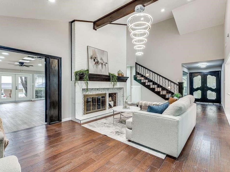 28 Mont Del Dr, Benbrook, TX 76132 MLS 20392128 Zillow