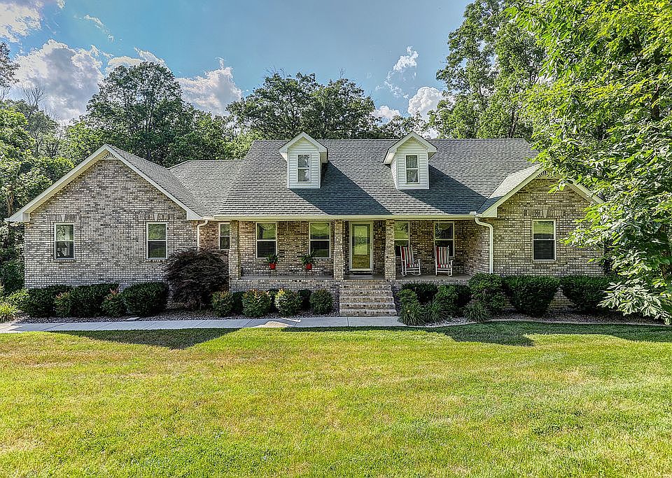 1st image of 3021 Meridian Dr