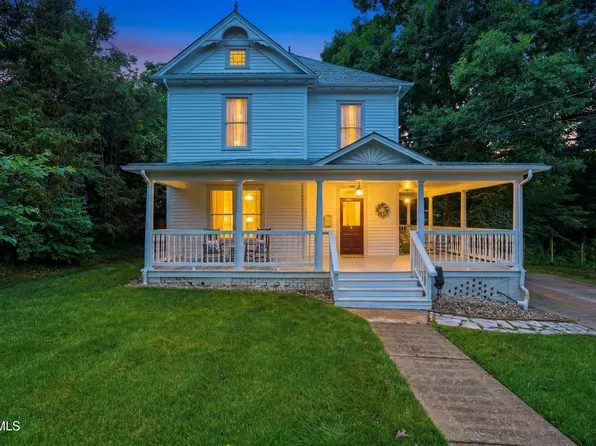 406 E Cutler St, Greeneville, TN 37743
