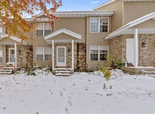 975 33rd Ave APT 4, Marion, IA 52302
