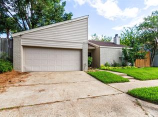 5006 Spruce Forest Dr, Houston, TX 77091