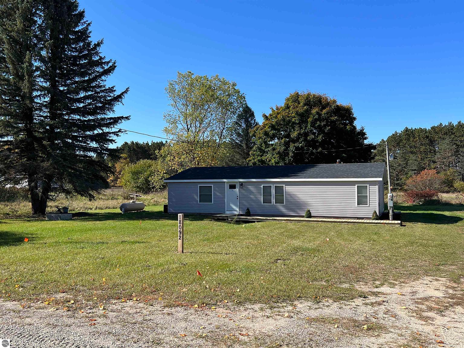 18092 Karlin Rd, Thompsonville, MI 49683 Zillow