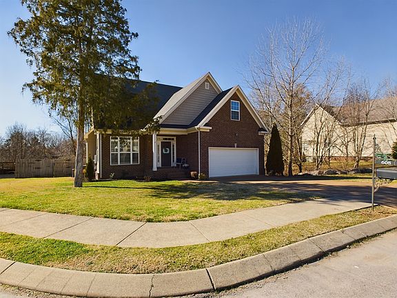 2nd image of 608 Oak Cove Ct