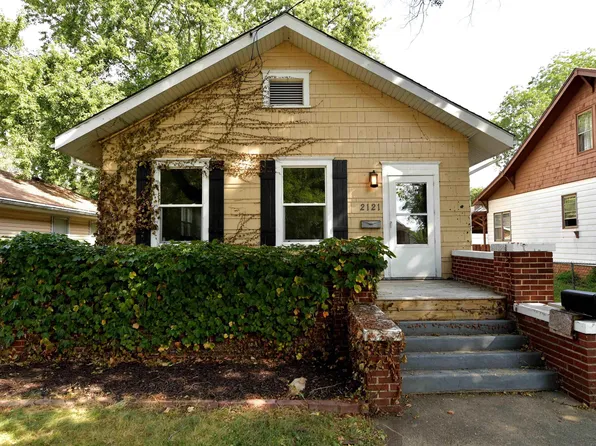 2121 W Rohmann Ave, West Peoria, IL 61604