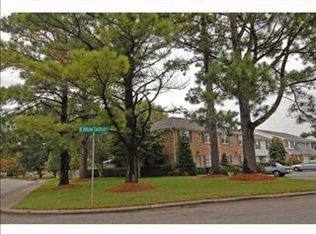 4480 Drum Castle Ct, Virginia Beach, VA 23455