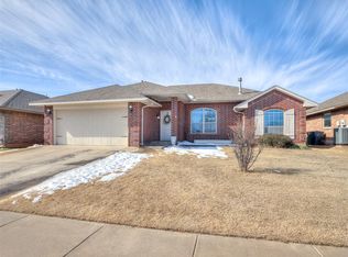 1001 Laurel Creek Dr, Yukon, OK 73099
