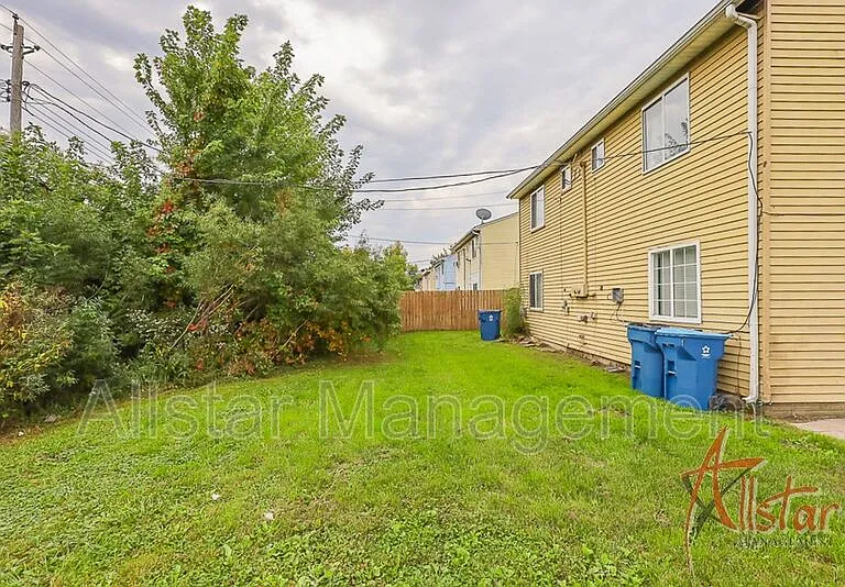 1323 Massachusetts Ave — Photo 23