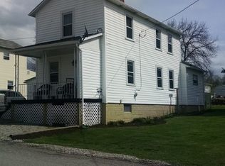 285 4th Ave #285, Crucible, PA 15325