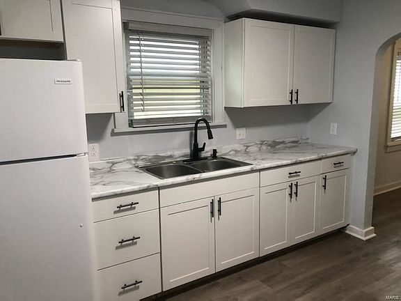 2nd image of 1524 Good Hope St