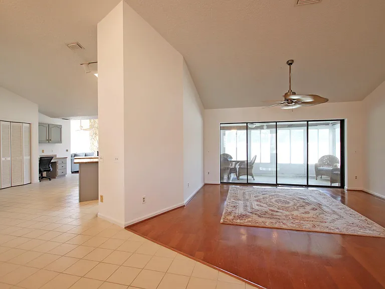 6944 Misty Lake Way — Photo 12