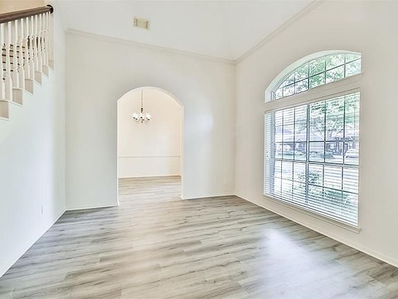 4th image of 13006 Peach Meadow Dr