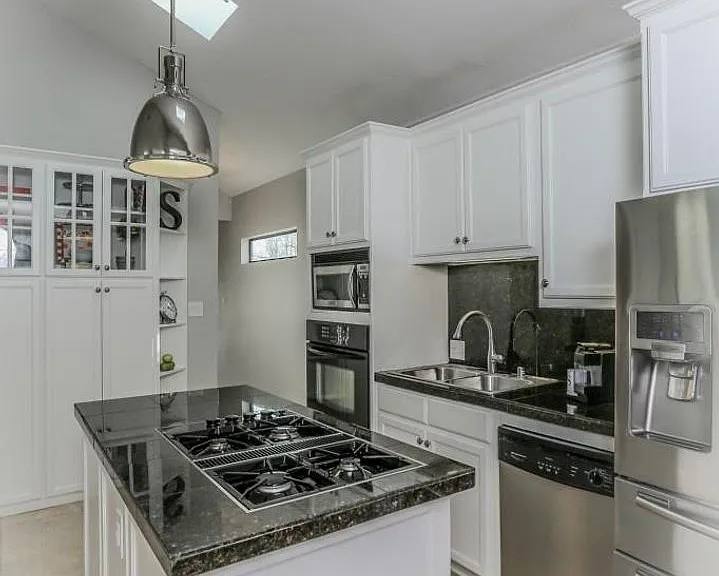 5614 Goodwin Ave — Photo 9