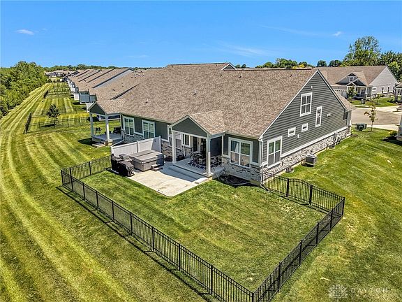 3rd image of 1719 Glade Valley Dr
