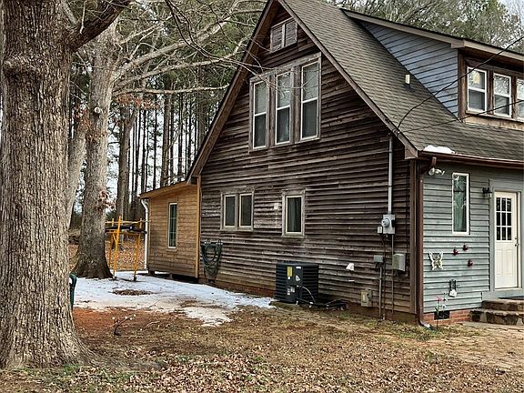 4th image of 1719 Ridge St