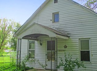 22279 E Texas Rd, Canton, IL 61520