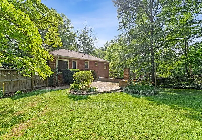 3160 Ravenwood Dr — Photo 37