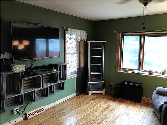 5th image of 940 Cottage Ave