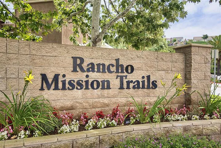7671 Mission Gorge Rd #110 — Photo 2