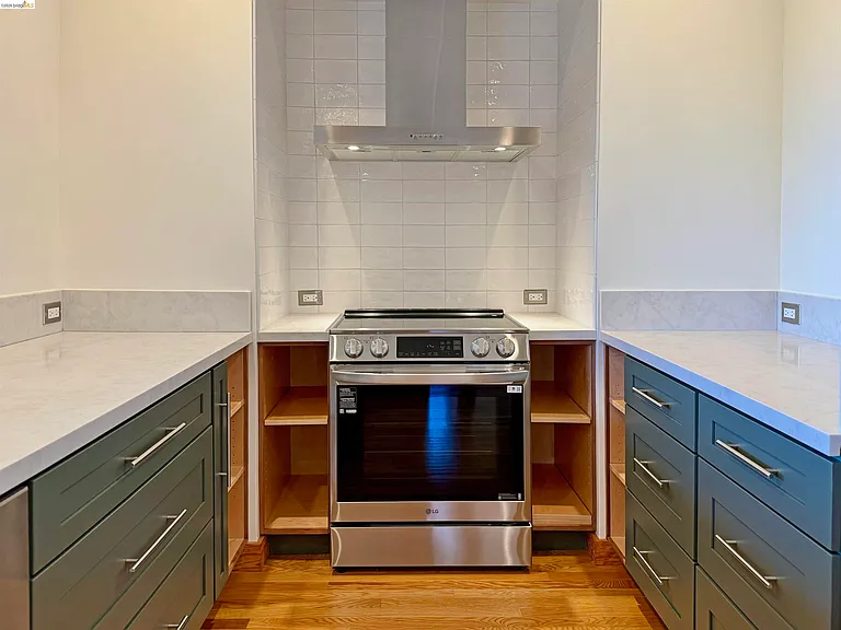 517 Golden Gate Ave — Photo 7
