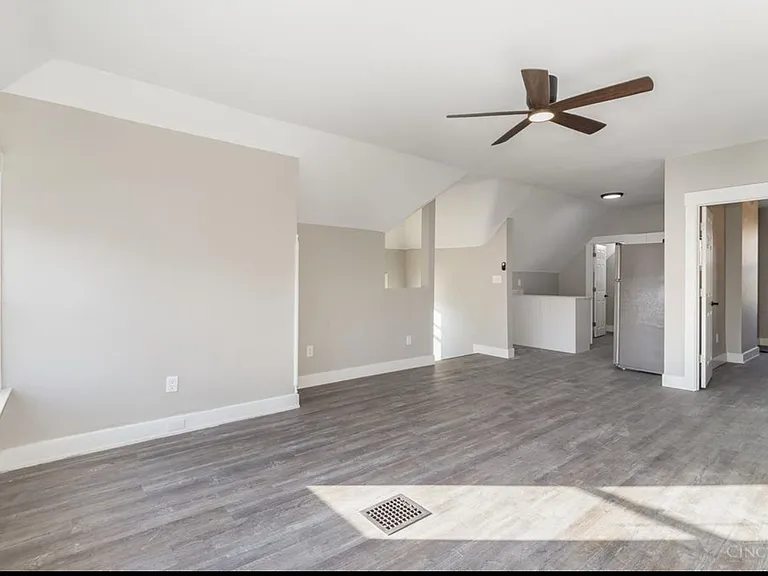 852 Windham Ave #3 — Photo 5