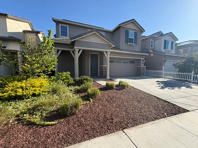 Building Photo - 712 Apricot Cir