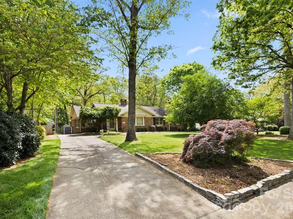 828 N 6th St, Albemarle, NC 28001