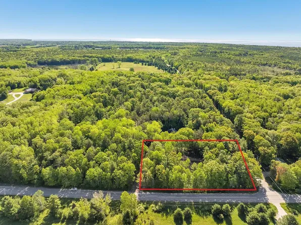 Canal Ln #16, Sturgeon Bay, WI 54235