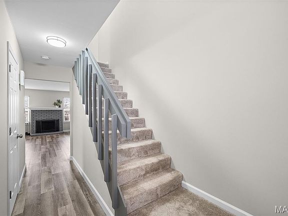 3rd image of 2319 Sandalwood Creek Ct