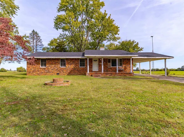 222 N Chapman St, Morganfield, KY 42437