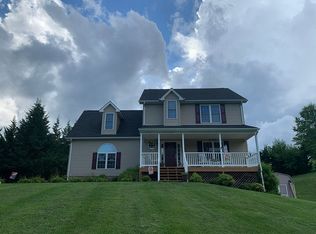 115 Magnolia Springs Rd, Troutville, VA 24175