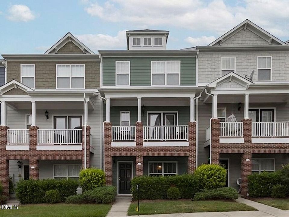 1st image of 340 Kinellan Ln