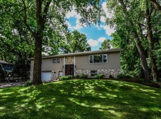 860 86th Ave NW, Coon Rapids, MN 55433