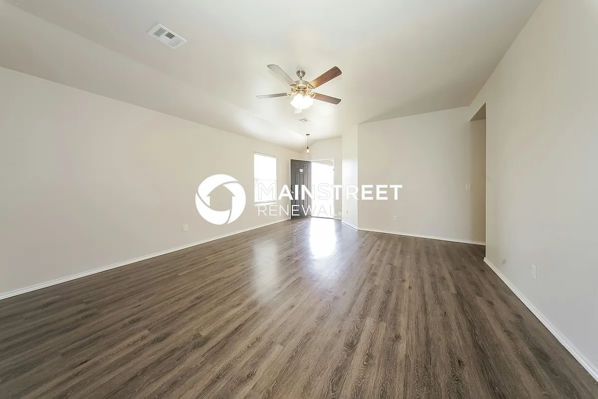 Living Room - 5632 Dunlin Rd
