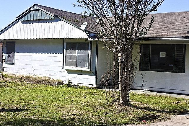 1st image of 108 W 198th St
