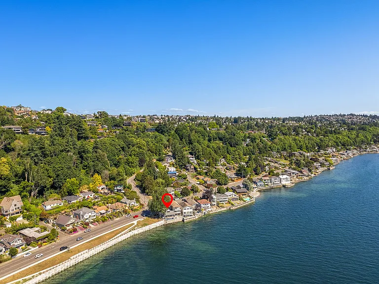4701 Beach Dr SW — Photo 34