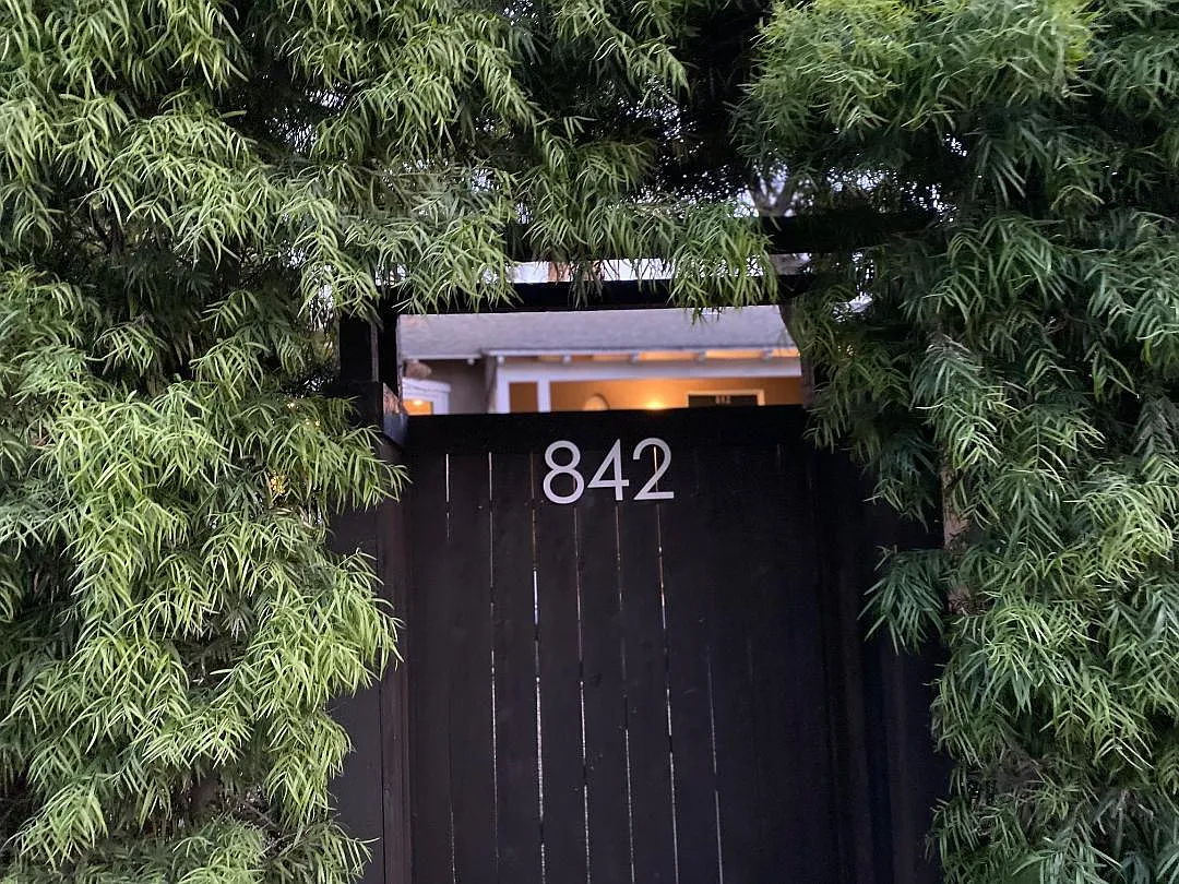 842 Pacific Street — Photo 1