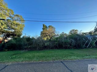 2002 Harrison Ln, Texarkana, TX 75501