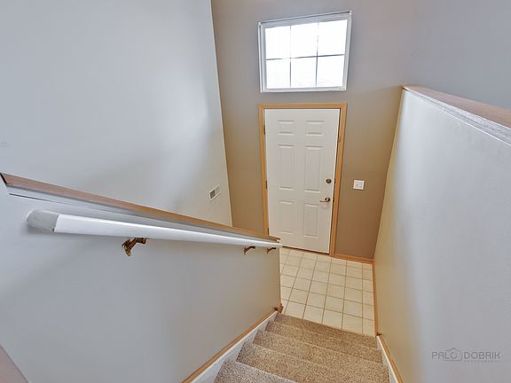 2nd image of 1070 Ellsworth Dr
