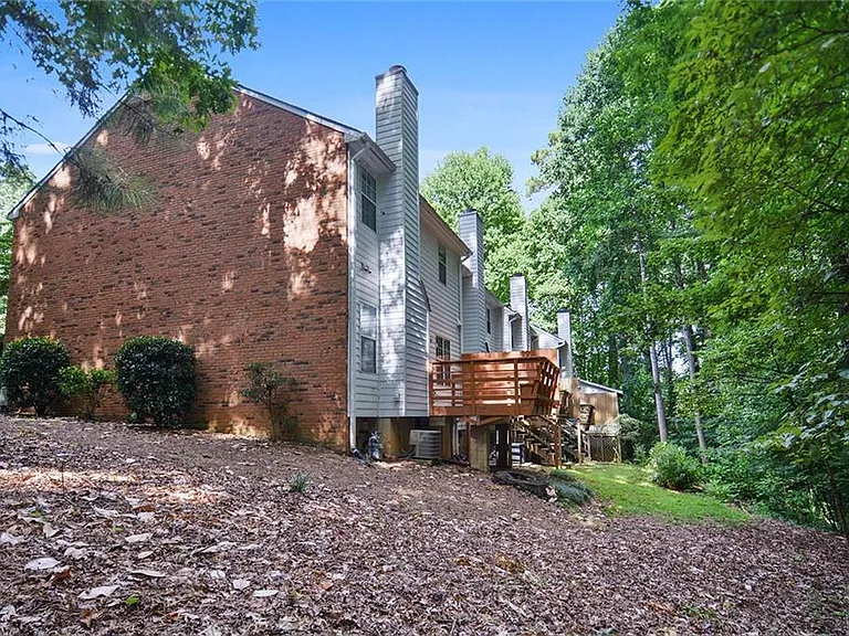 1160 Windsor Pkwy #8 — Photo 26