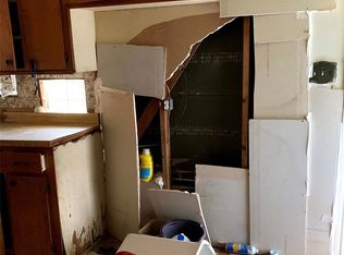 8033 Record St, Houston, TX 77028