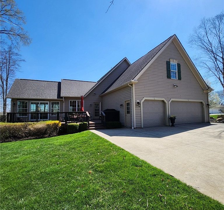 257 Sapphire Ln, Streetsboro, OH 44241 Zillow