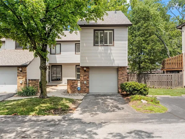 1845 Misty Moss Dr, Saint Louis, MO 63146