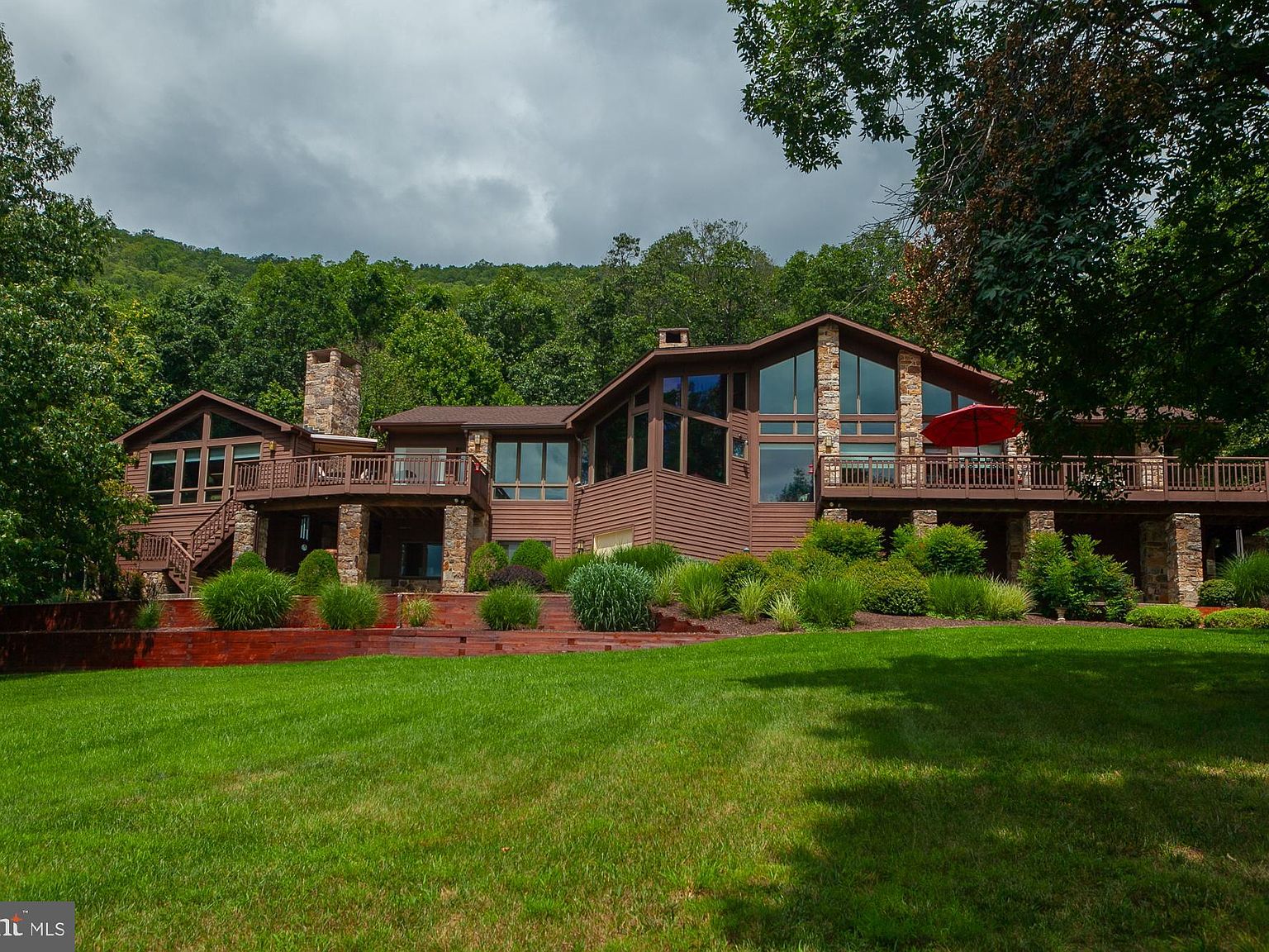 1303 Parkside Dr, Berkeley Springs, WV 25411 Zillow