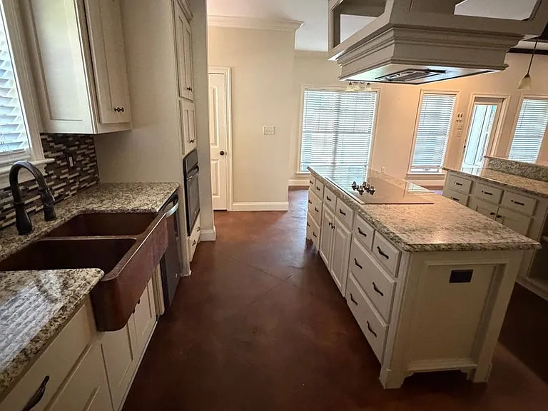 635 Walton Way Dr — Photo 23