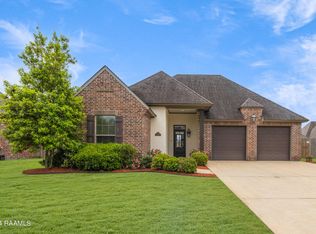 3308 Chuggie Ln, New Iberia, LA 70563